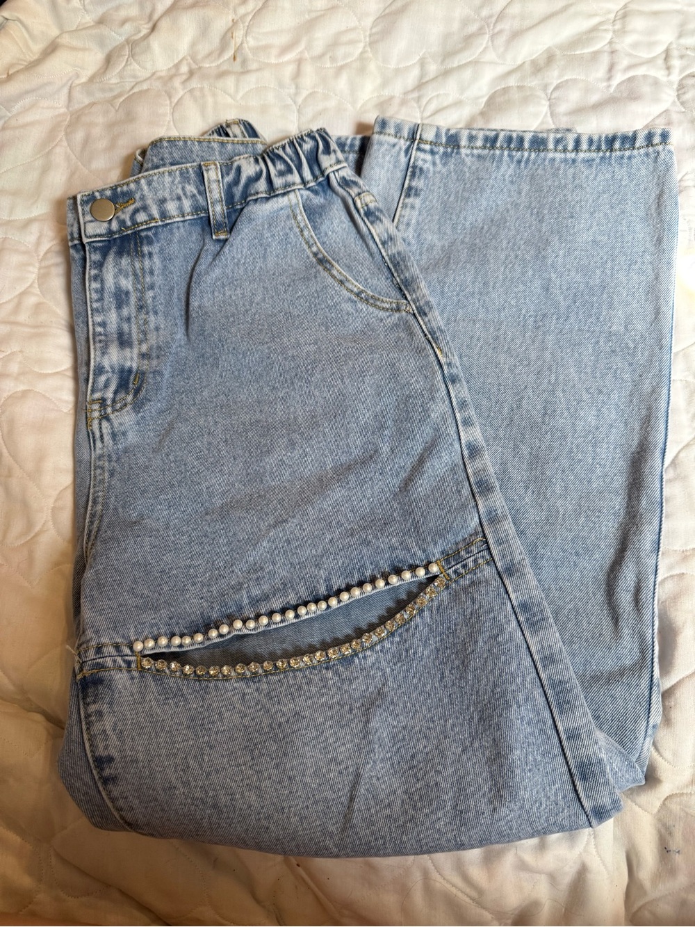 Adorable Light Wash Jeweled Detail Mom Jeans